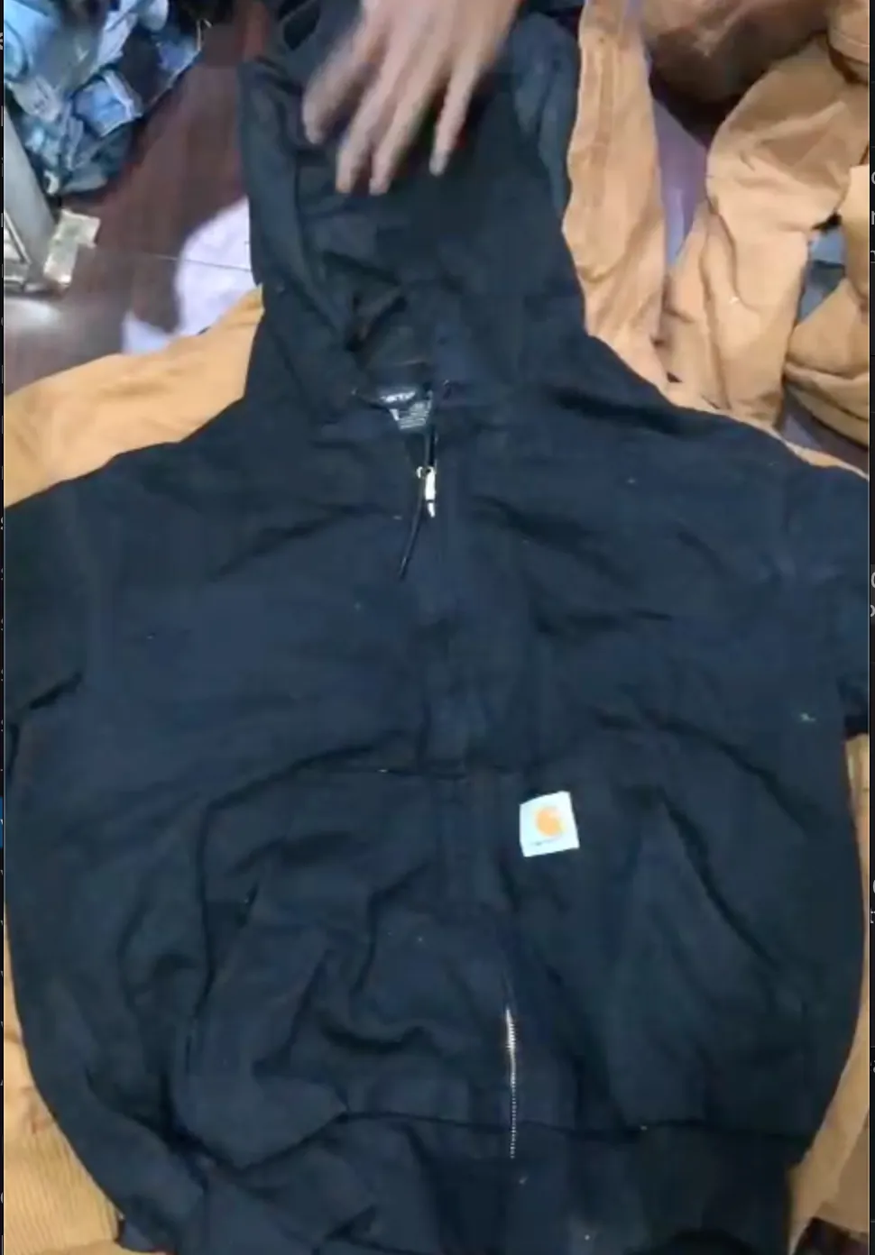 Custom Listing: Deadstock Carhartt Hooded Jackets - 60 pieces