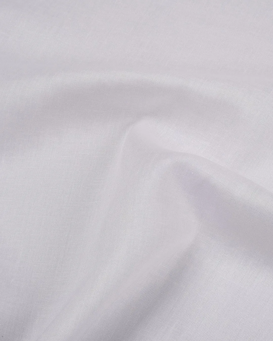 Pullover Shirt in White Textured Linen