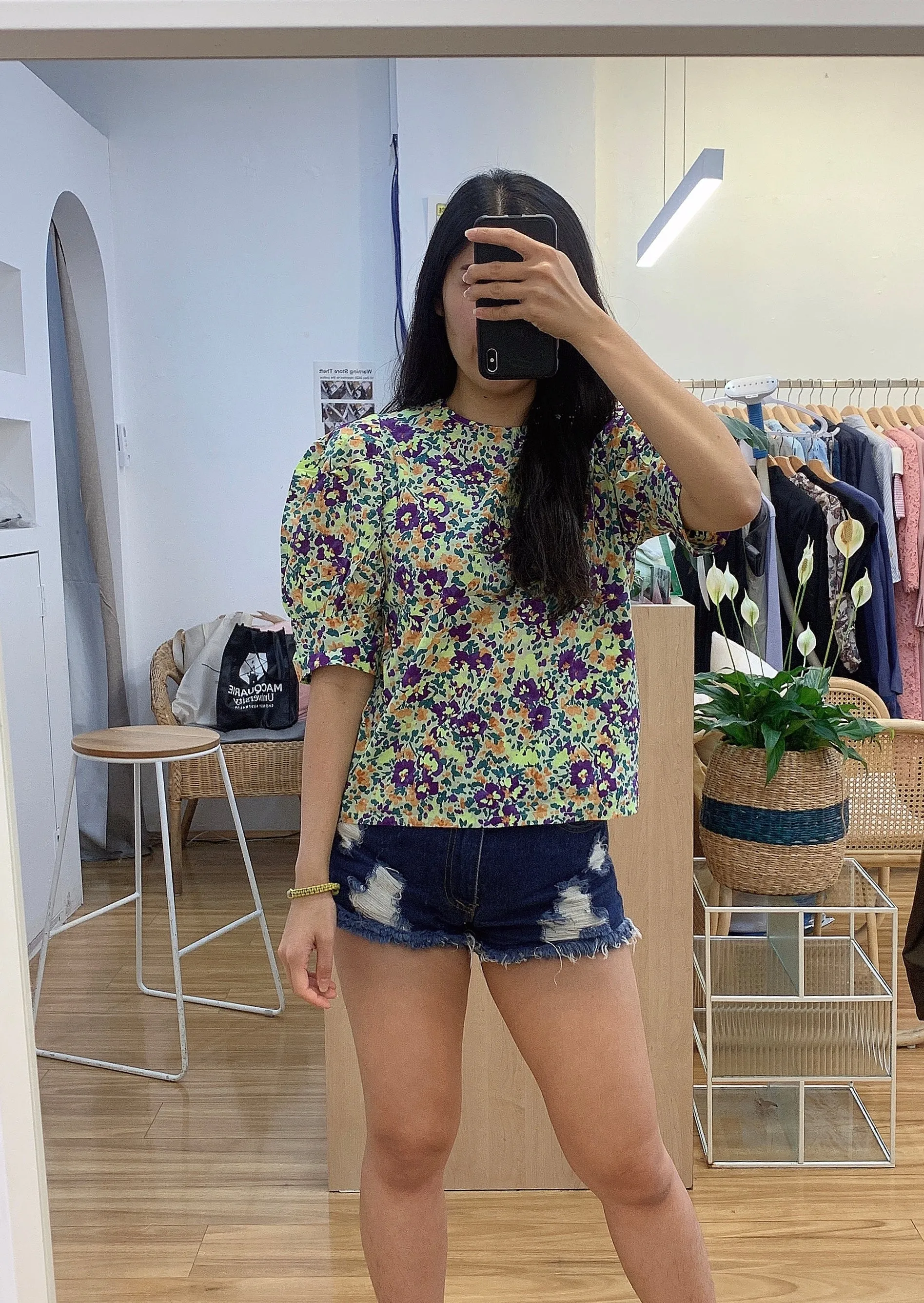 Round Floral Top