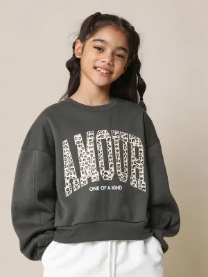 Tween Girls Comfy Regular Fit Amour Leopard Printed Sweatshirt