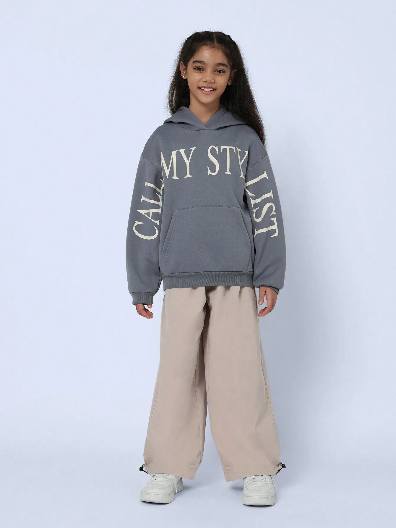 Tween Girls Comfy Regular Fit Overhead Hoodie With Large Graphic Print