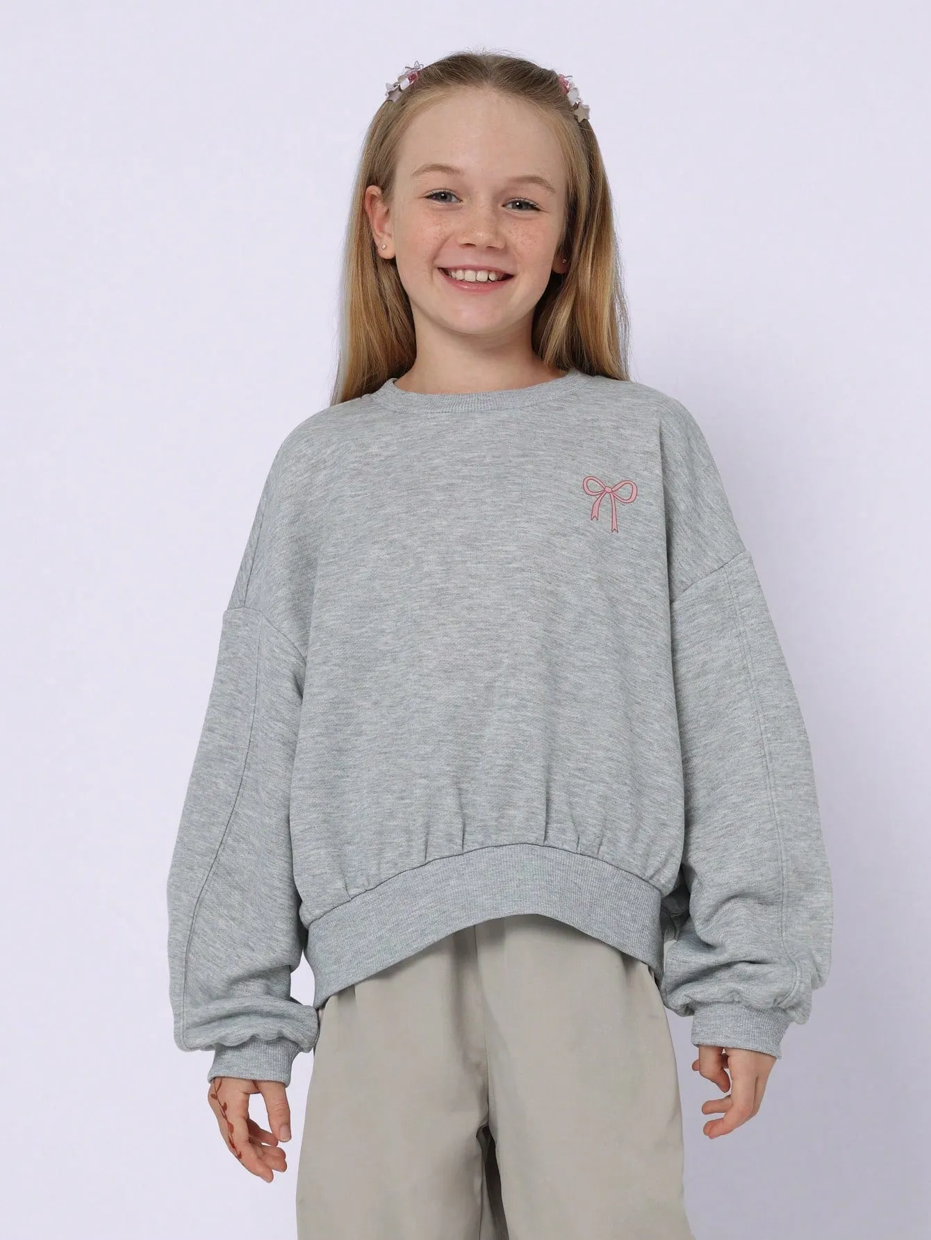 Tween Girls Comfy Regular Fit Sweatshirts With Bow Graphic Print